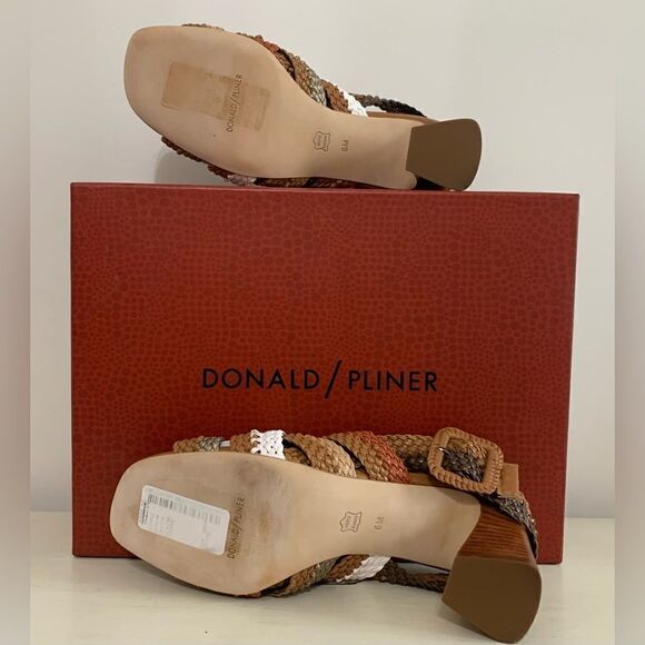 NWT - DONALD PLINER 'VARA' WOVEN LEATHER SANDAL WITH WOODEN HEEL - SIZE 6 - Picture 7 of 16